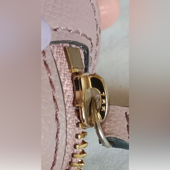 Vintage Burberry tote bag. Used . Size medium - Picture 12 of 13